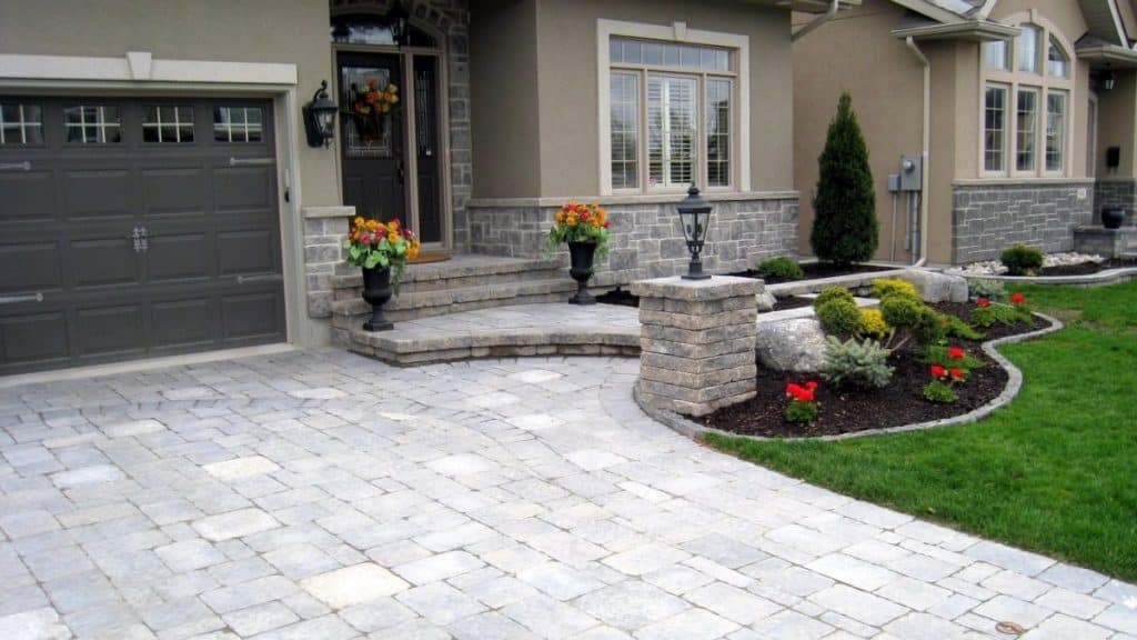 Interlocking Versatile Design Options for Your Driveway